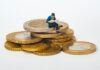 Blockchain vs Traditional Banks: Which Will Survive in the Future?