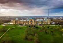 Phil Taylor: The Power and Glory of Dominance in the PDC World Championship