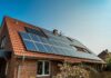 The Ultimate Guide  to Choosing the Right Battery Bank for Solar Panels