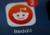How to Manage Multiple Reddit Accounts red and white 8 logo