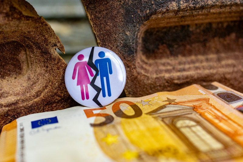 Photo by Marek Studzinski