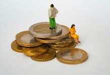 5 Ways Divorce Can Affect Your Finances Long-Term green and white ceramic figurine