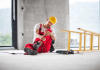 When to Contact a Workers’ Compensation Lawyer After a Job Injury